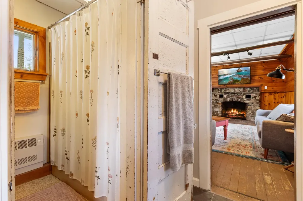 1746 Main Road Phippsburg ME 04562