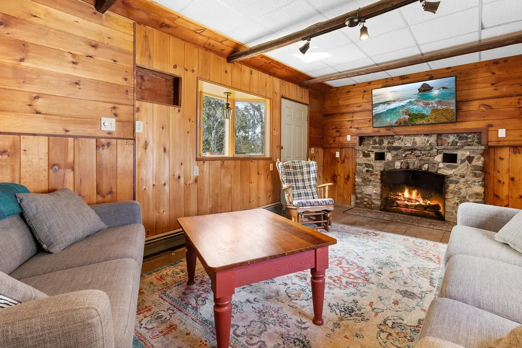1746 Main Road Phippsburg ME 04562