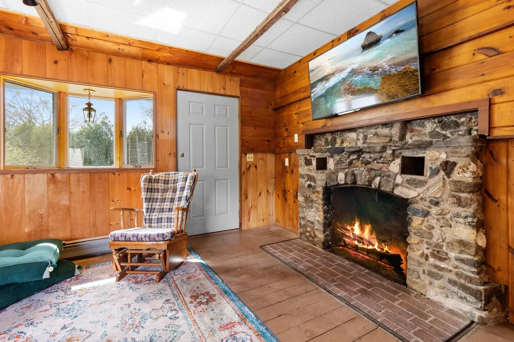 1746 Main Road Phippsburg ME 04562