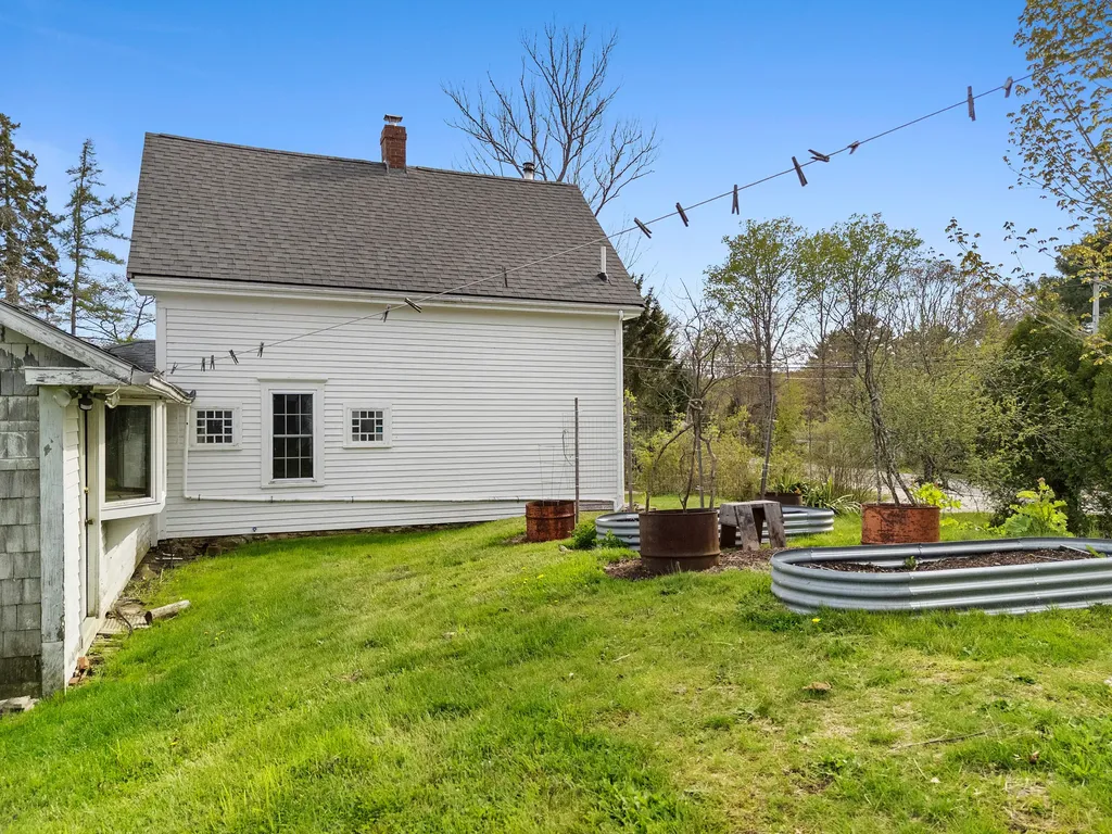1746 Main Road Phippsburg ME 04562