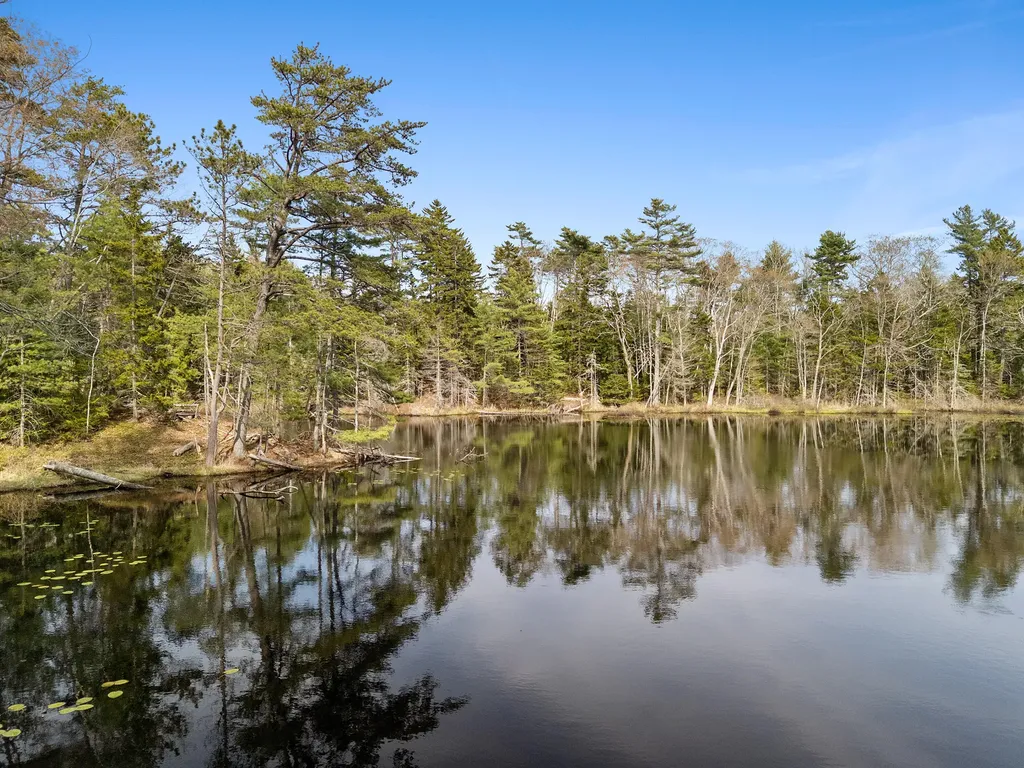 1746 Main Road Phippsburg ME 04562