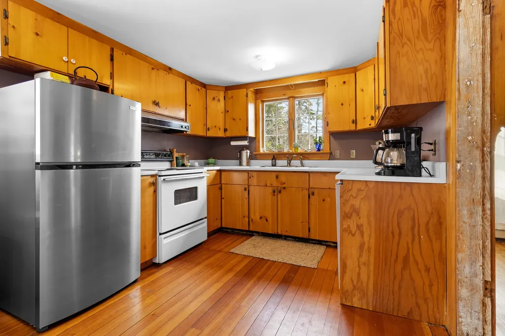 1746 Main Road Phippsburg ME 04562