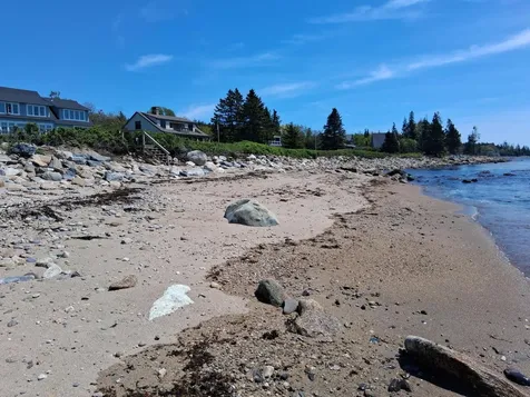 20 Ocean Side Lane Bristol ME 04554