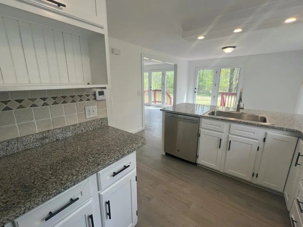 356 Log Cabin Road Arundel ME 04046