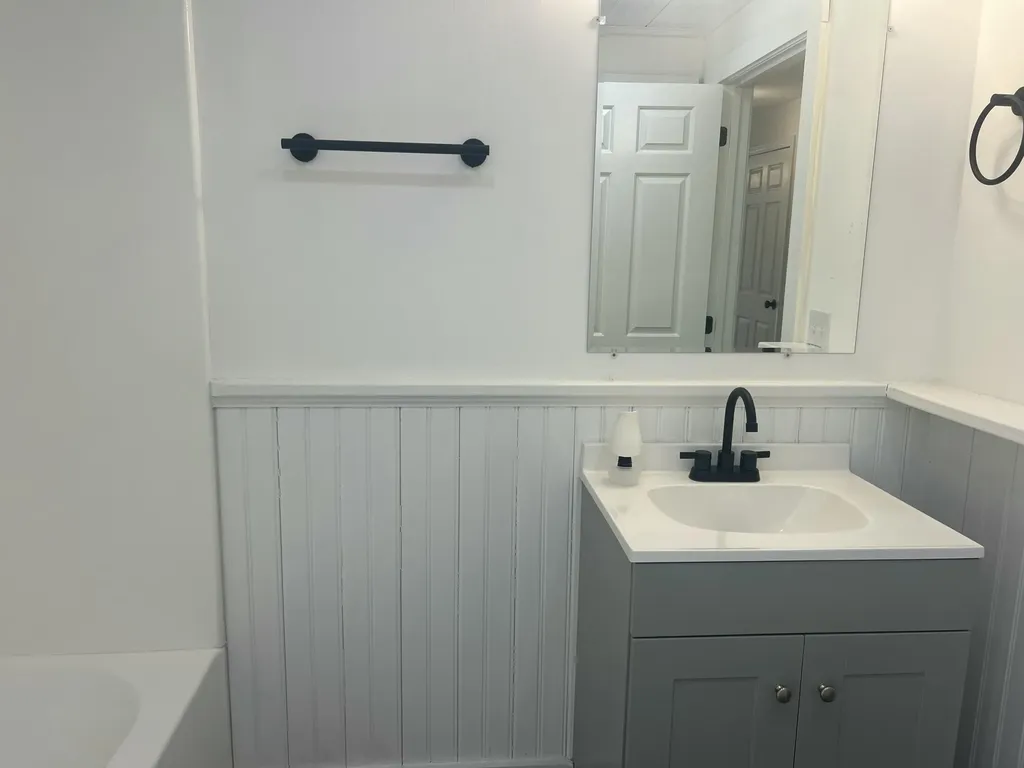 356 Log Cabin Road Arundel ME 04046