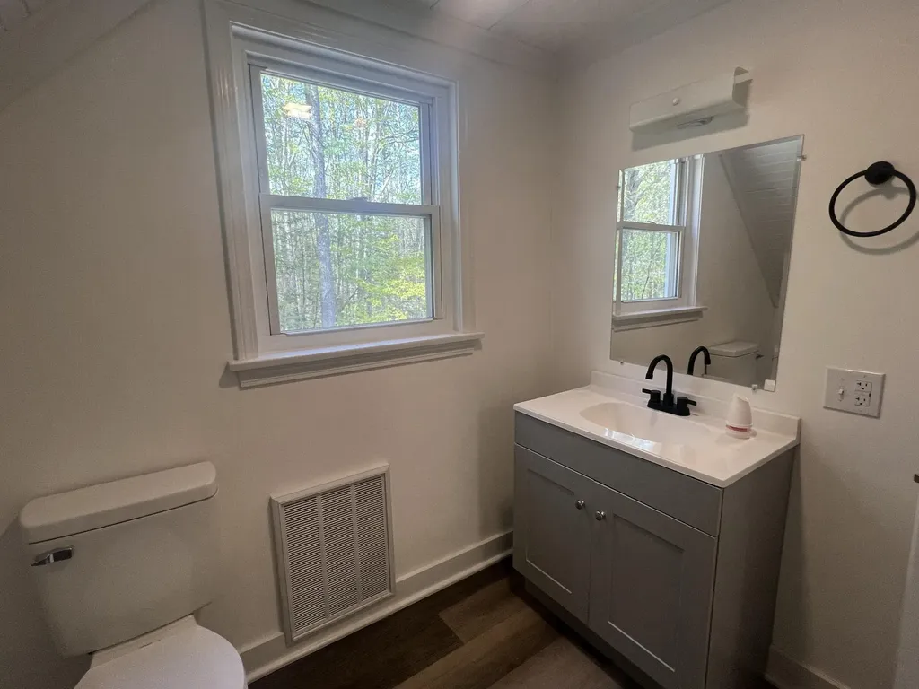 356 Log Cabin Road Arundel ME 04046