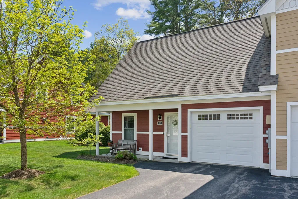 30 Agatha James Drive Kennebunk ME 04043