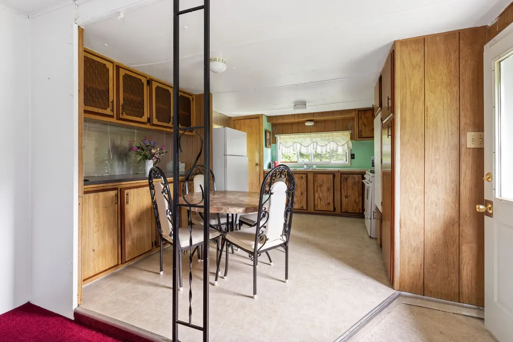146 Ferry Street Solon ME 04979