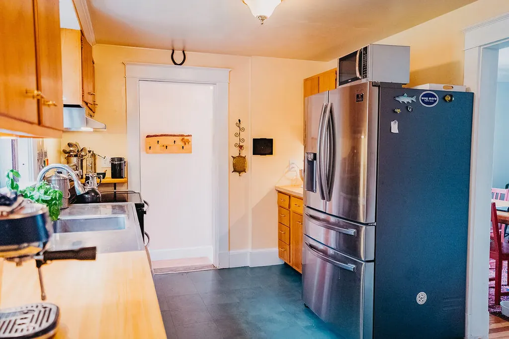 19 Spencer Street Orono ME 04473