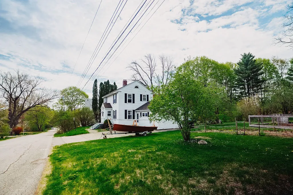 19 Spencer Street Orono ME 04473