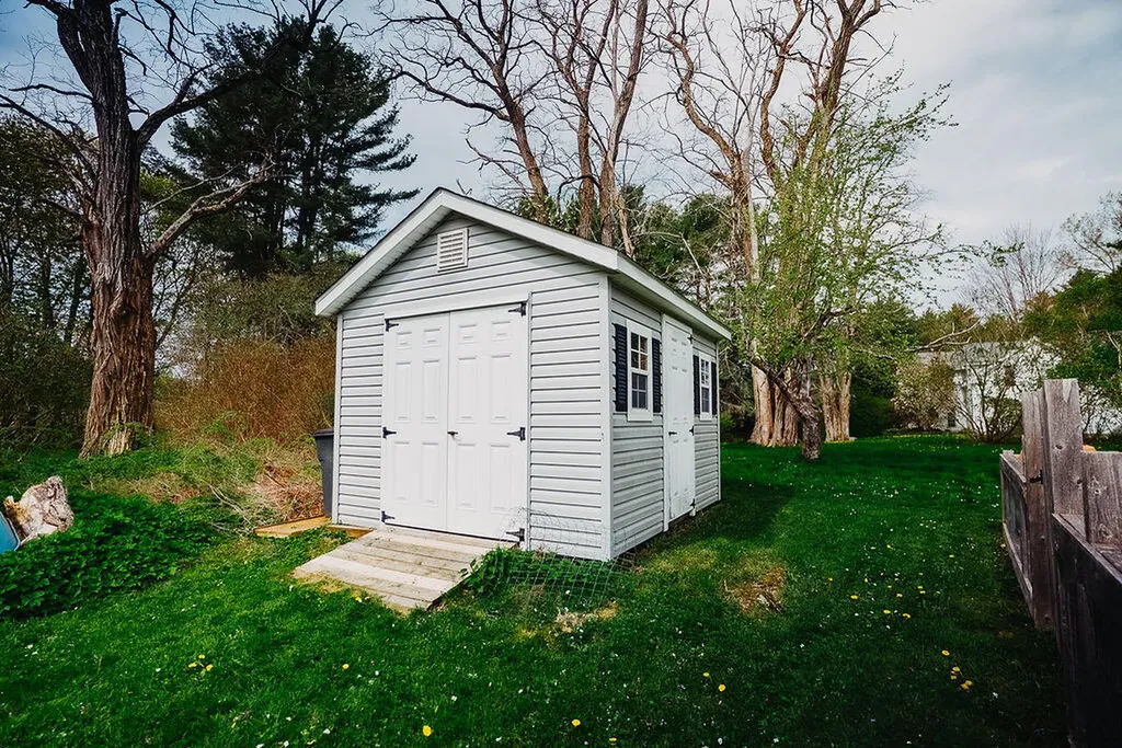 19 Spencer Street Orono ME 04473