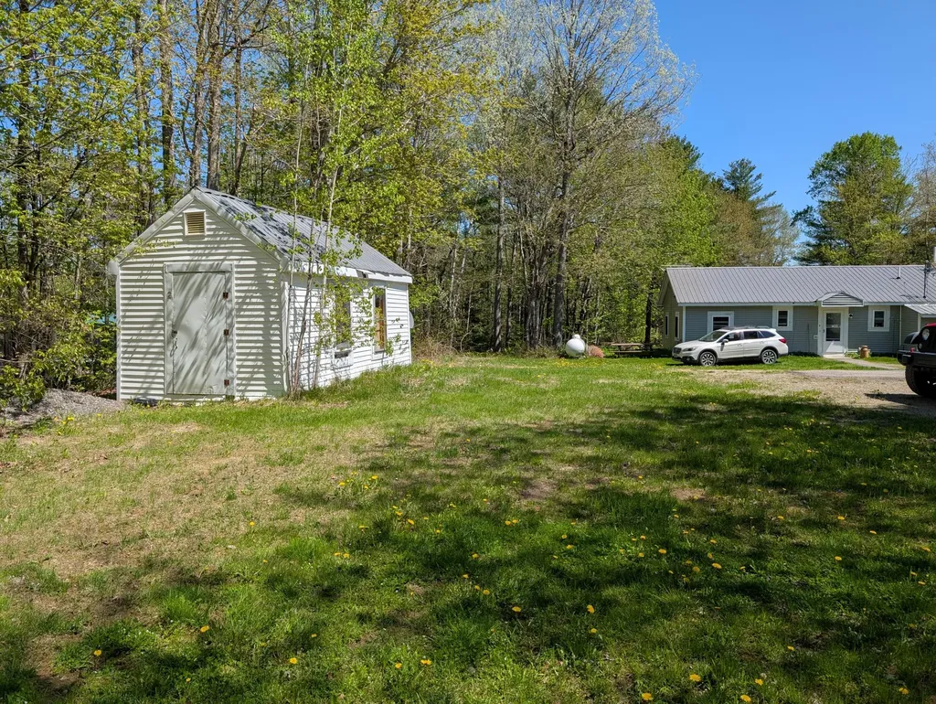 46 Boston Road Winterport ME 04496