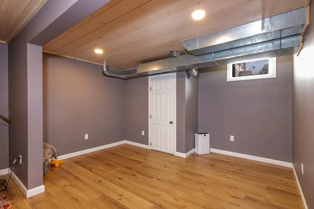 264 Seamon Road Farmington ME 04938