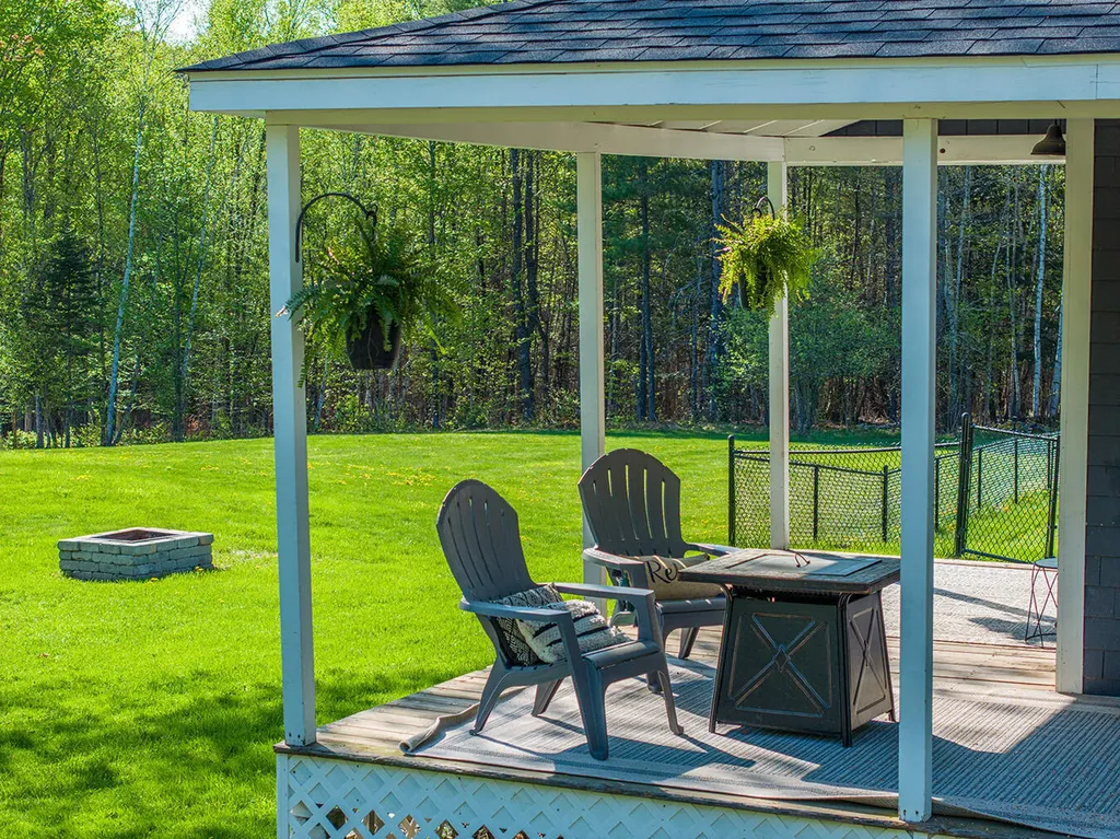 264 Seamon Road Farmington ME 04938