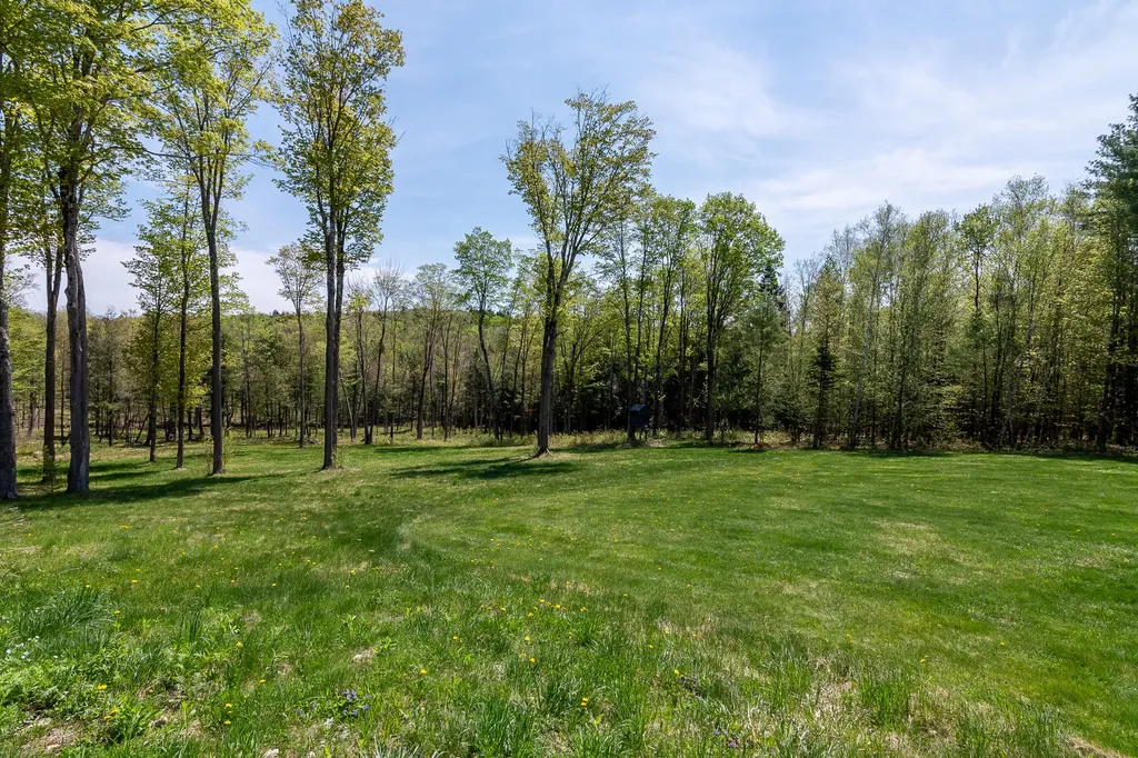 264 Seamon Road Farmington ME 04938