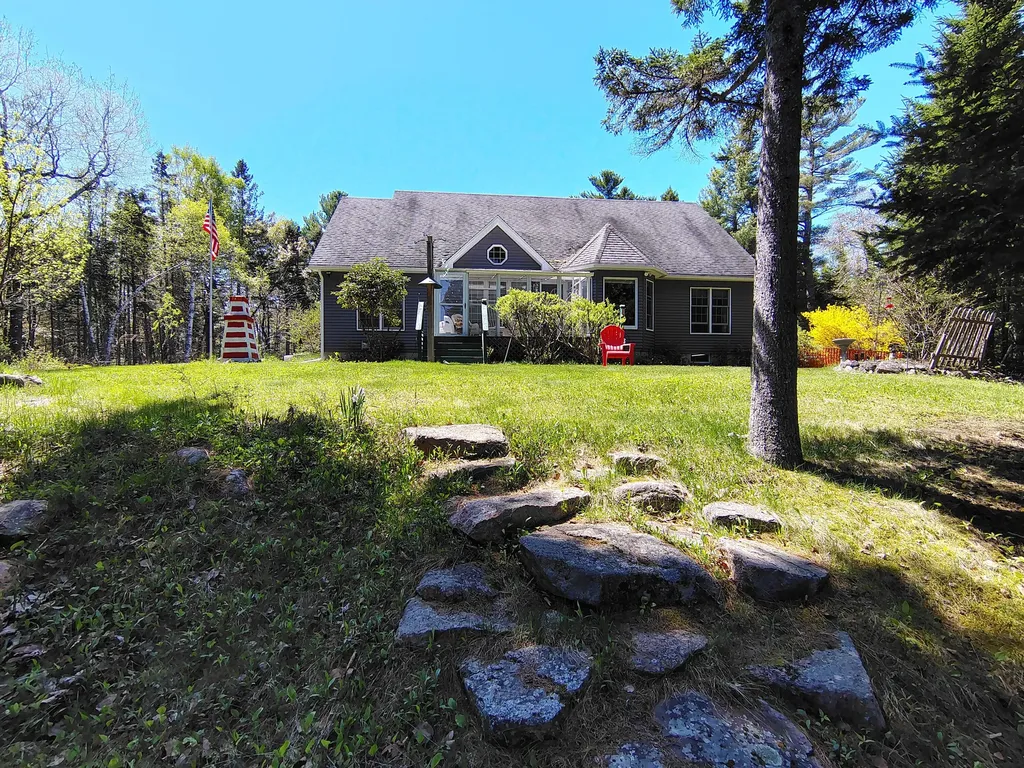 100 Weber Lane Calais ME 04619