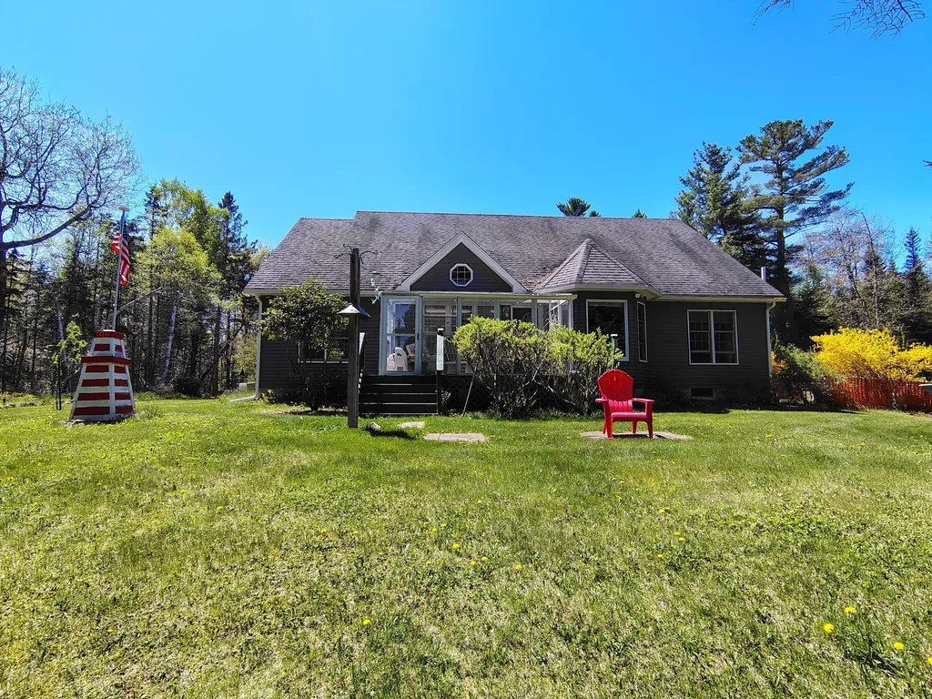 100 Weber Lane Calais ME 04619