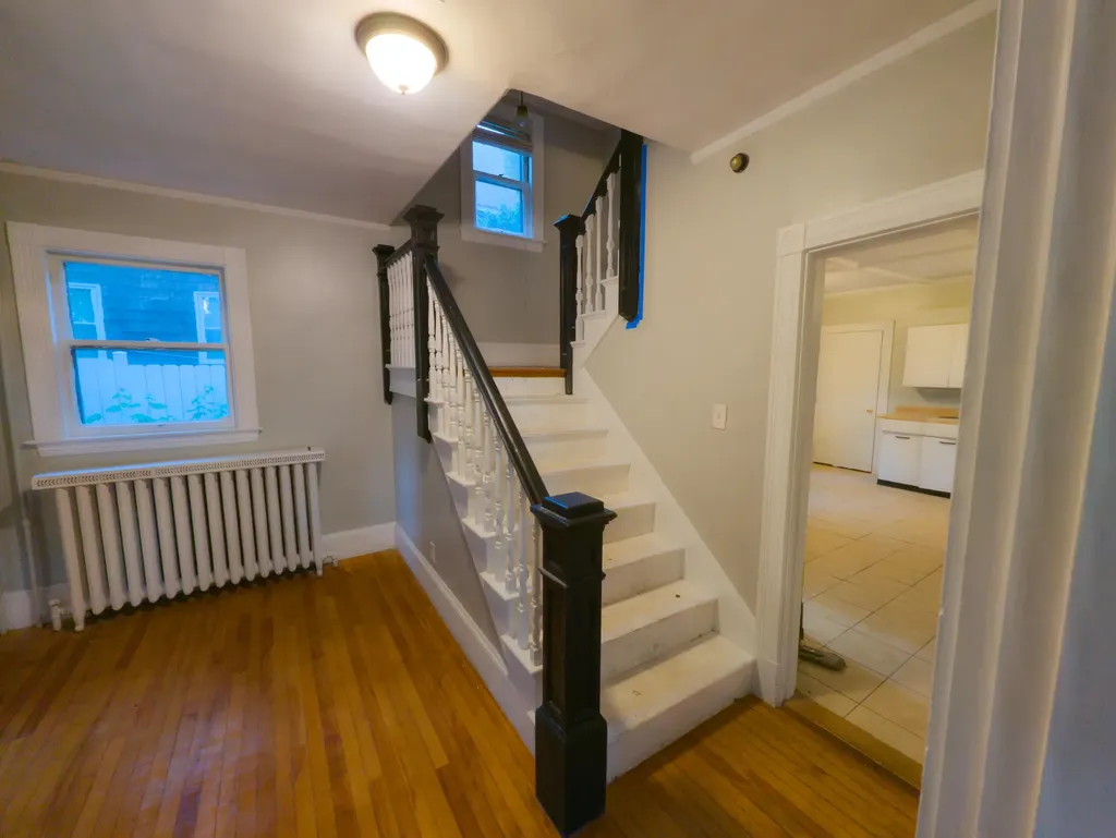 325 Court Street Auburn ME 04210