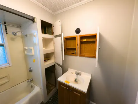 325 Court Street Auburn ME 04210