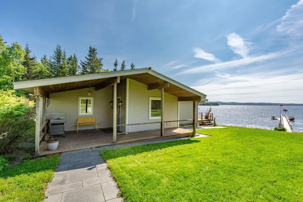 1588 Turtle Head Road Islesboro ME 04848