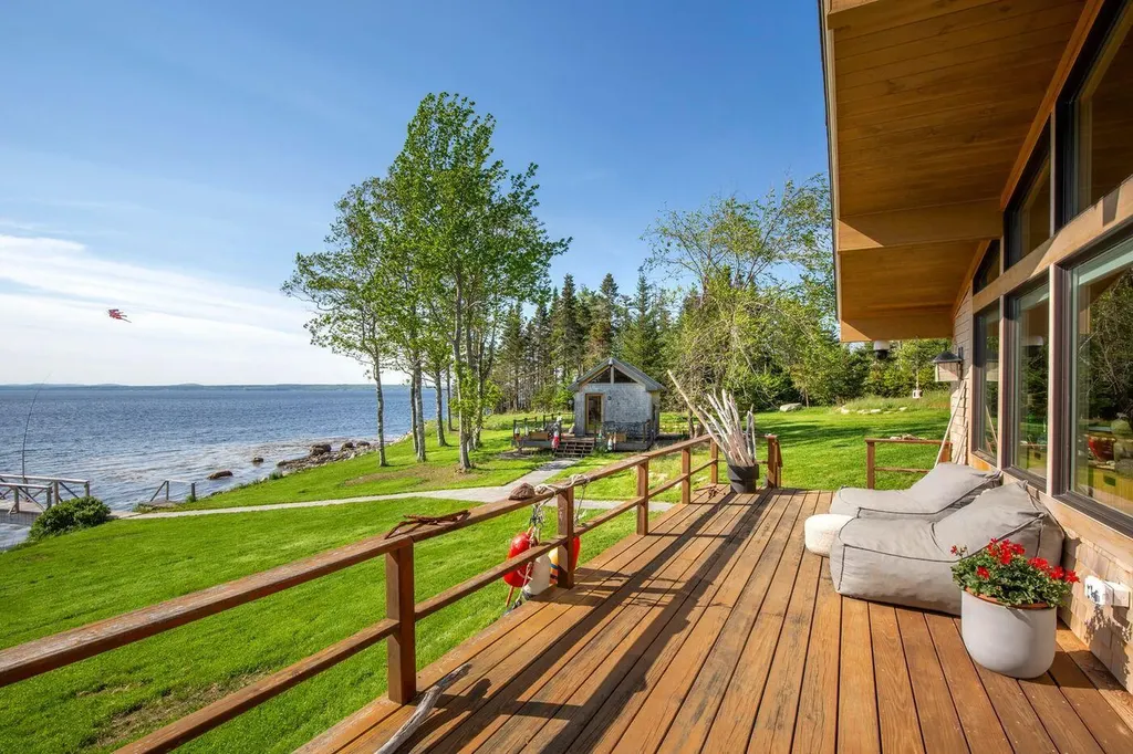 1588 Turtle Head Road Islesboro ME 04848