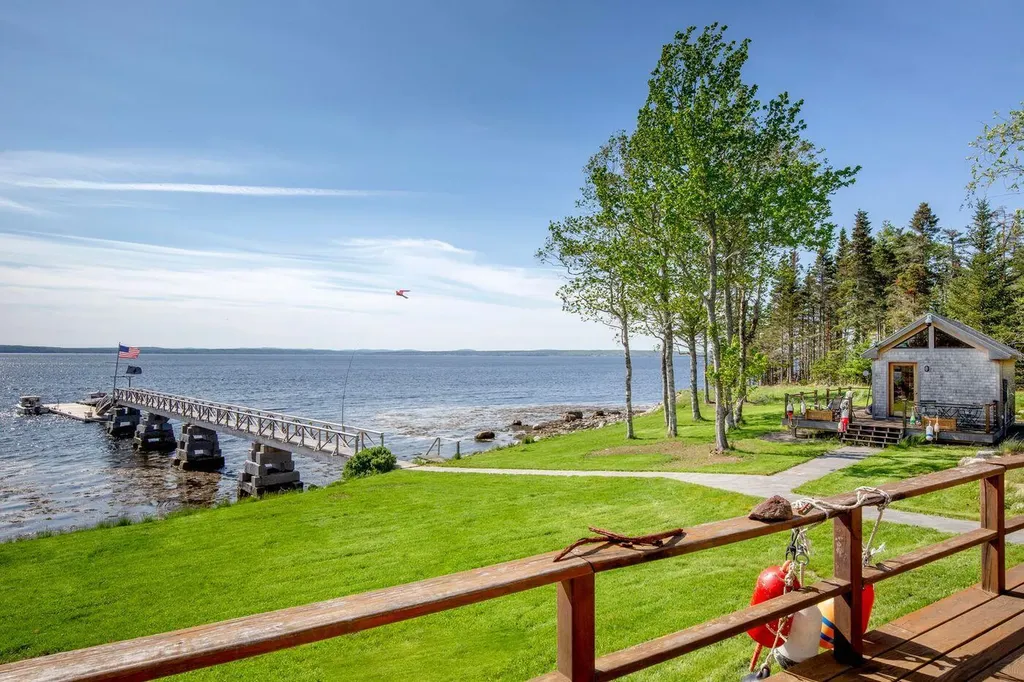 1588 Turtle Head Road Islesboro ME 04848