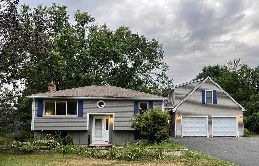 39 Thompson Street Wells ME 04090