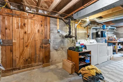 94 Leighton Road Falmouth ME 04105