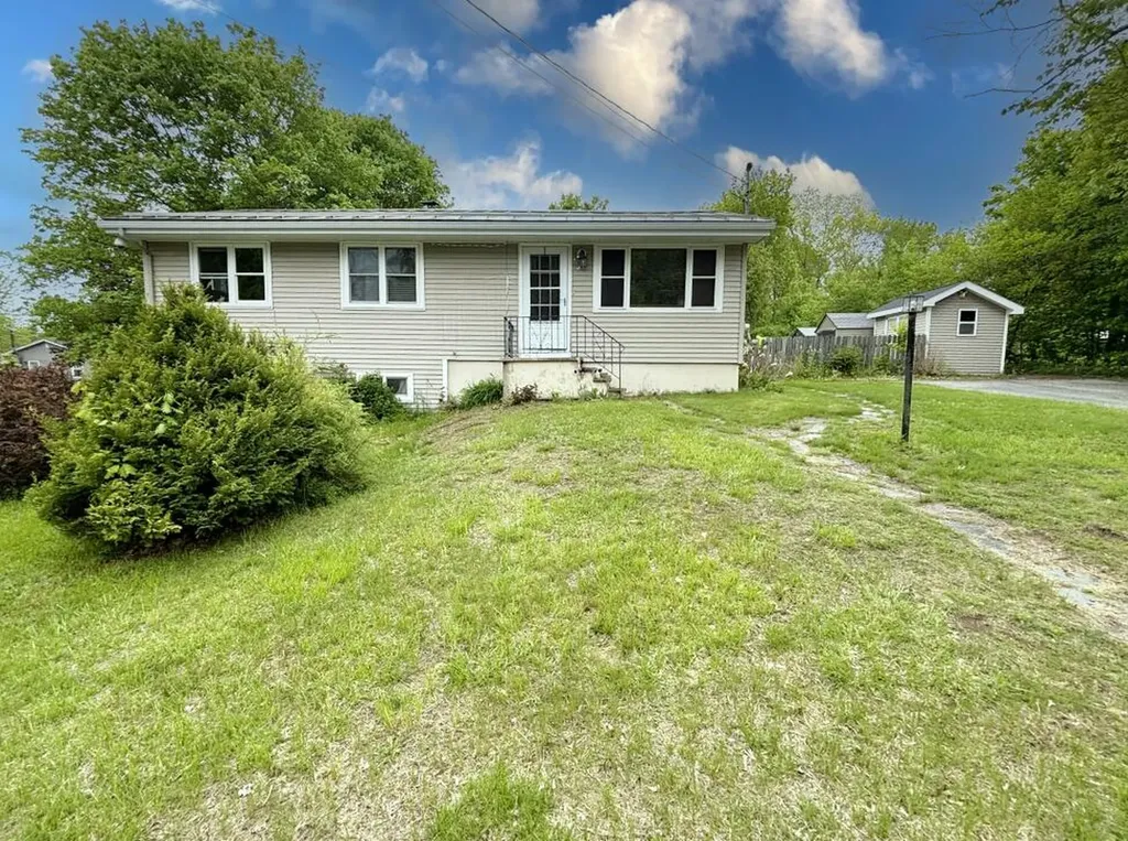 24 Mitchell Street Lewiston ME 04240