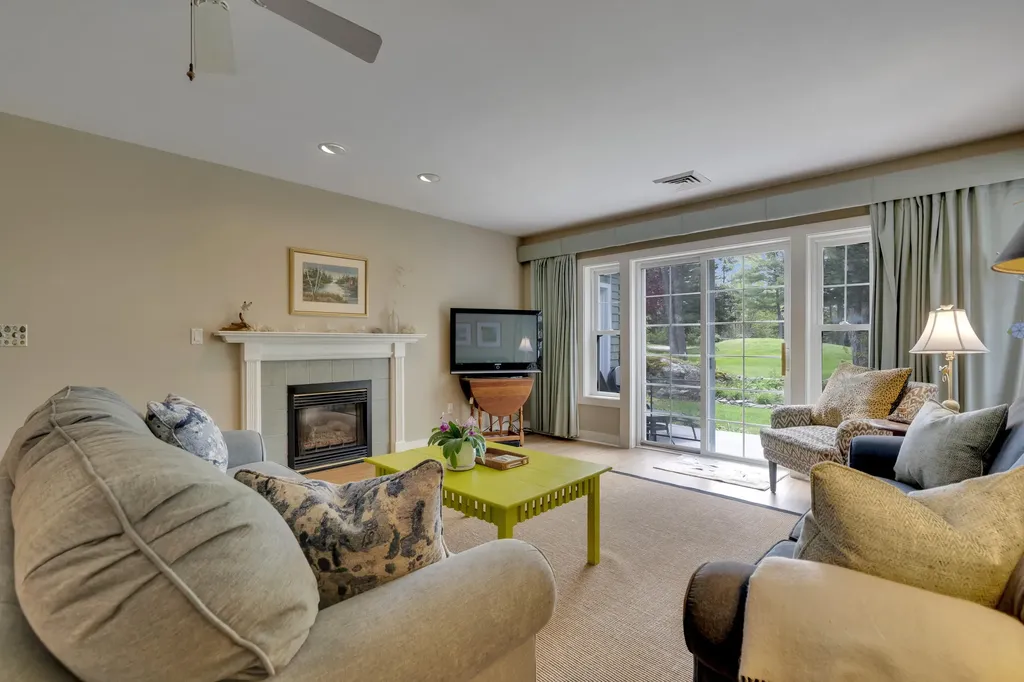 2 Round Cove Lane Phippsburg ME 04562