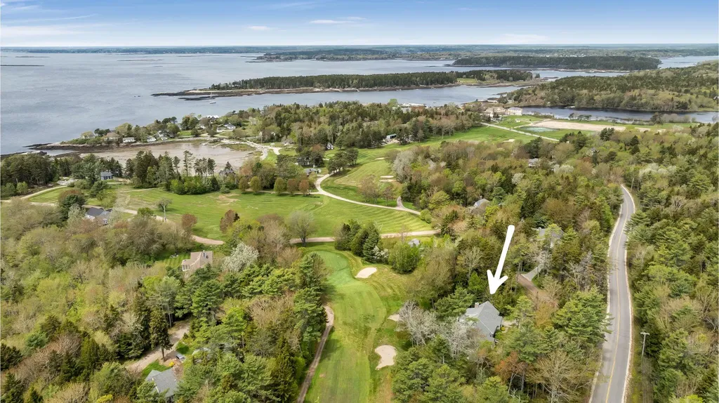 2 Round Cove Lane Phippsburg ME 04562