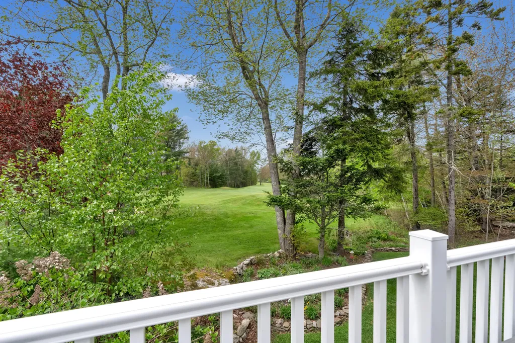 2 Round Cove Lane Phippsburg ME 04562