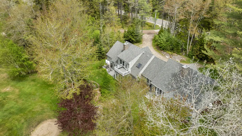 2 Round Cove Lane Phippsburg ME 04562
