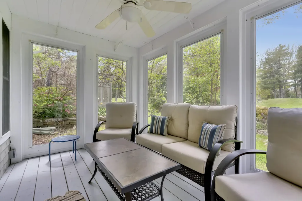 2 Round Cove Lane Phippsburg ME 04562