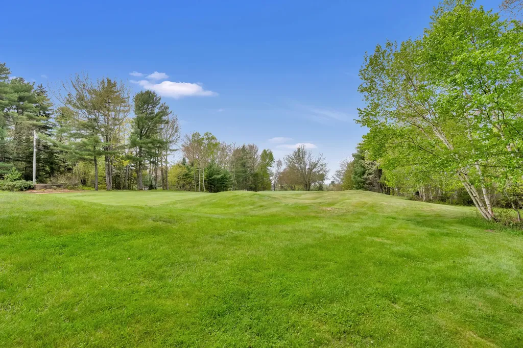 2 Round Cove Lane Phippsburg ME 04562