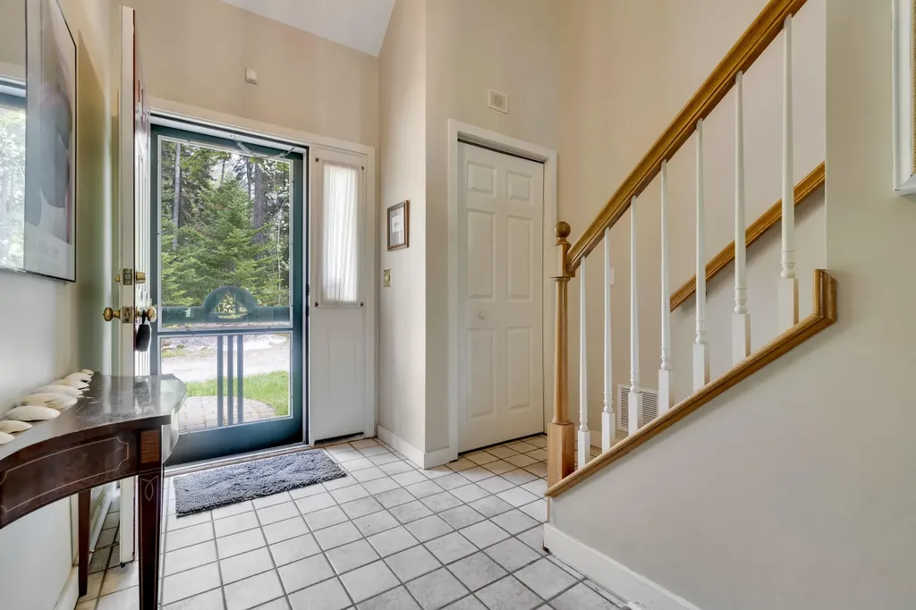 2 Round Cove Lane Phippsburg ME 04562