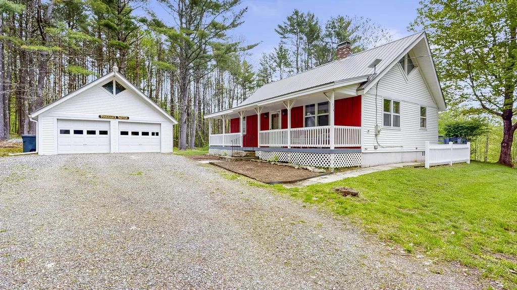 156 Gile Road Fayette ME 04349