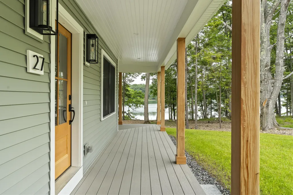 27 Driftwood Tide Lane Harpswell ME 04079
