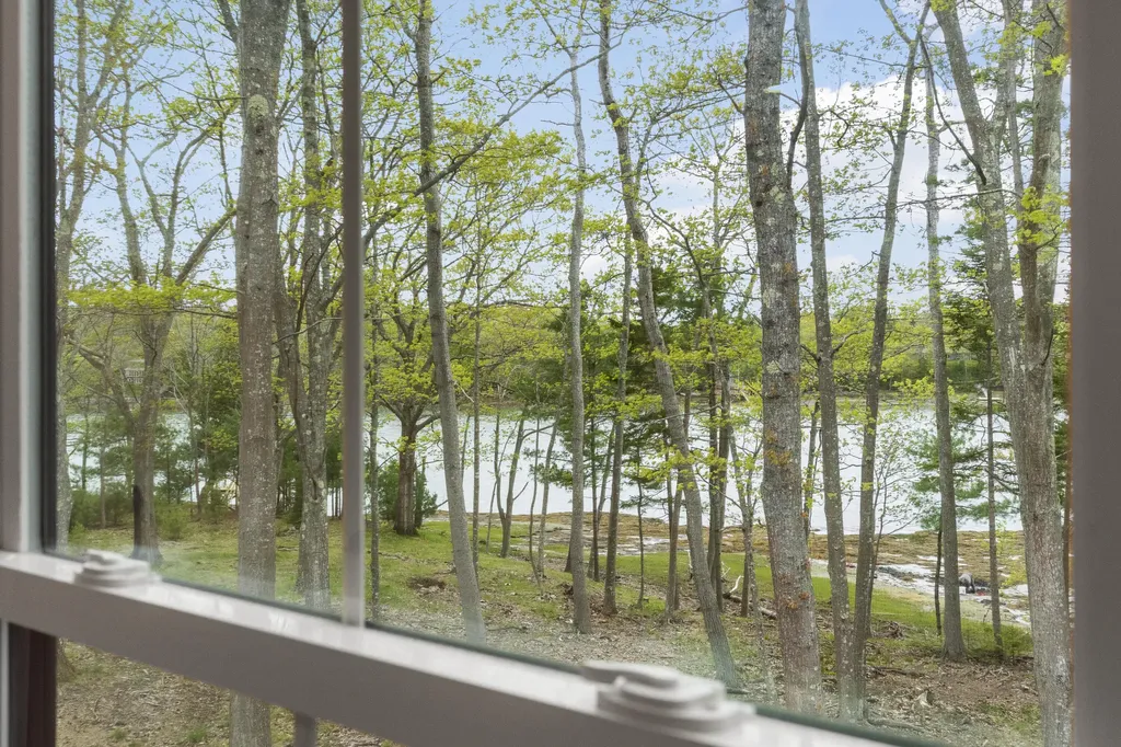 27 Driftwood Tide Lane Harpswell ME 04079