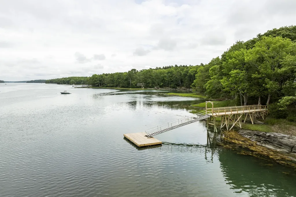 27 Driftwood Tide Lane Harpswell ME 04079
