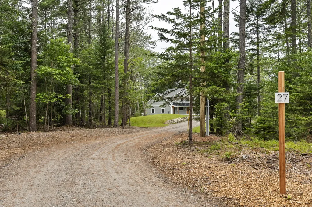 27 Driftwood Tide Lane Harpswell ME 04079