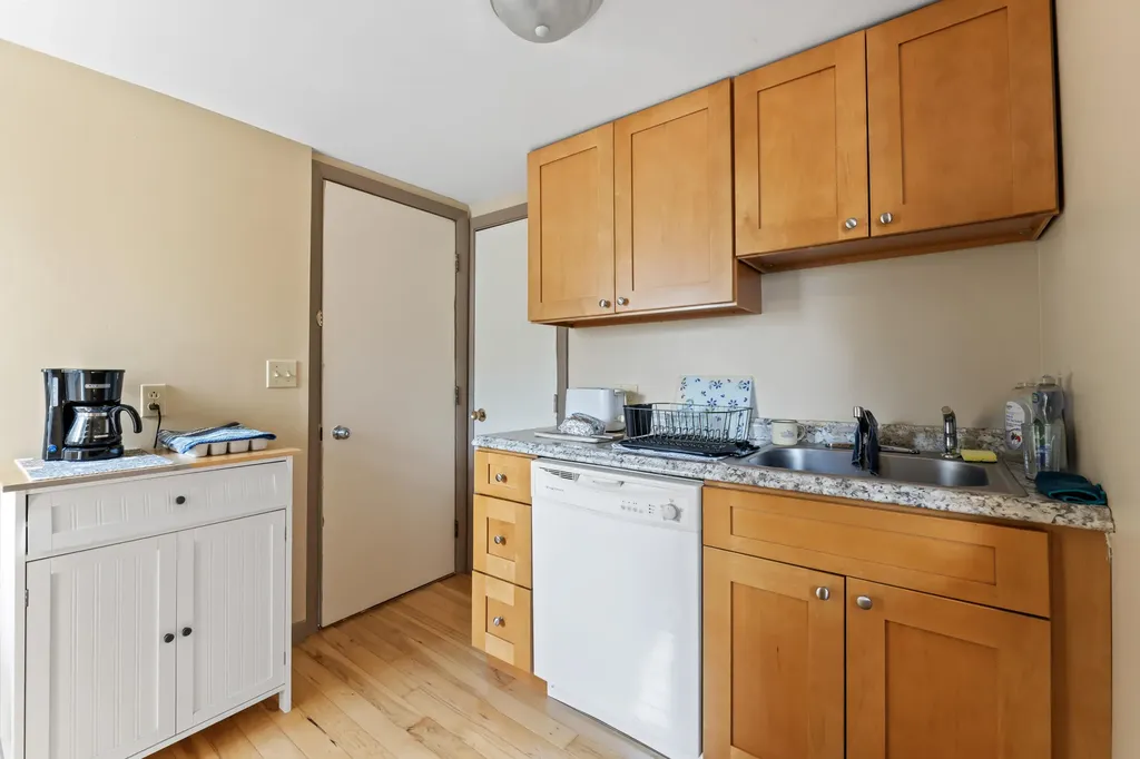 69 Stanford Street South Portland ME 04106
