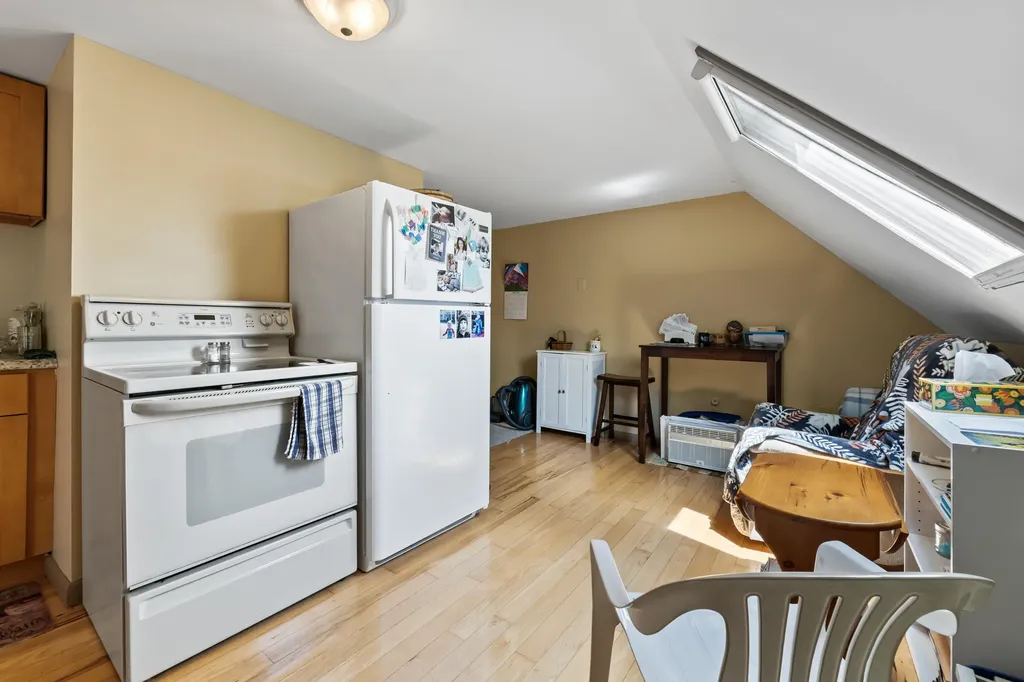 69 Stanford Street South Portland ME 04106