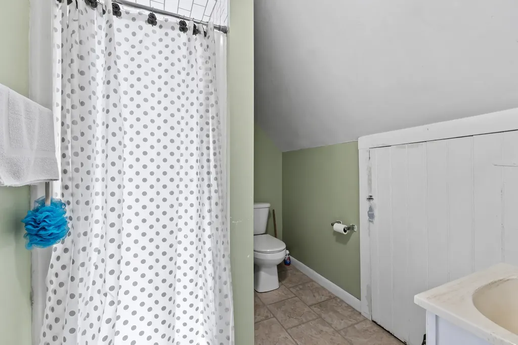 69 Stanford Street South Portland ME 04106