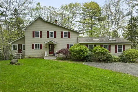 175 Quail Run Road Bristol ME 04539