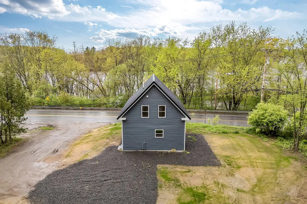 61 Main Road Eddington ME 04428
