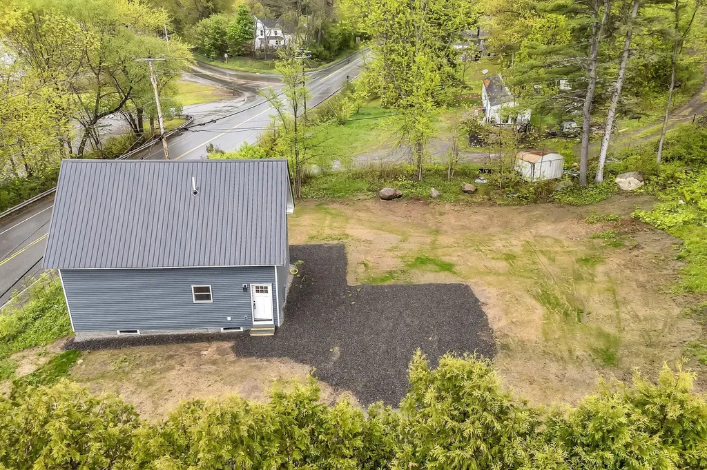 61 Main Road Eddington ME 04428