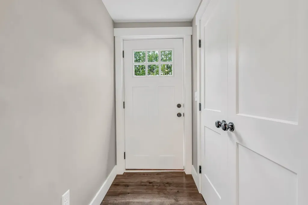 61 Main Road Eddington ME 04428