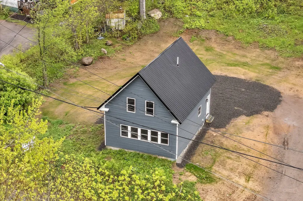 61 Main Road Eddington ME 04428