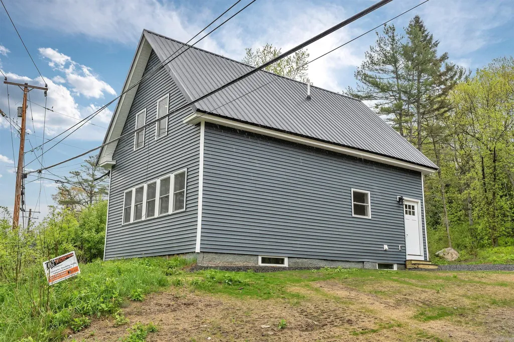 61 Main Road Eddington ME 04428